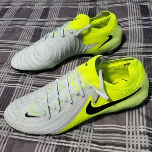 Nike Phantom GX 2 Elite FG Soccer Cleats Sz 9.5